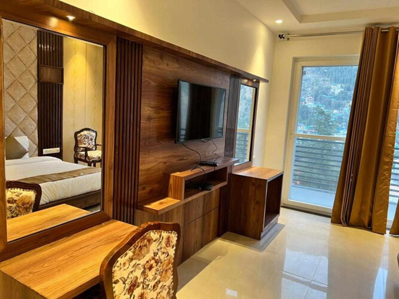 Rr Hotel & Resort Dharamshala Ngoại thất bức ảnh