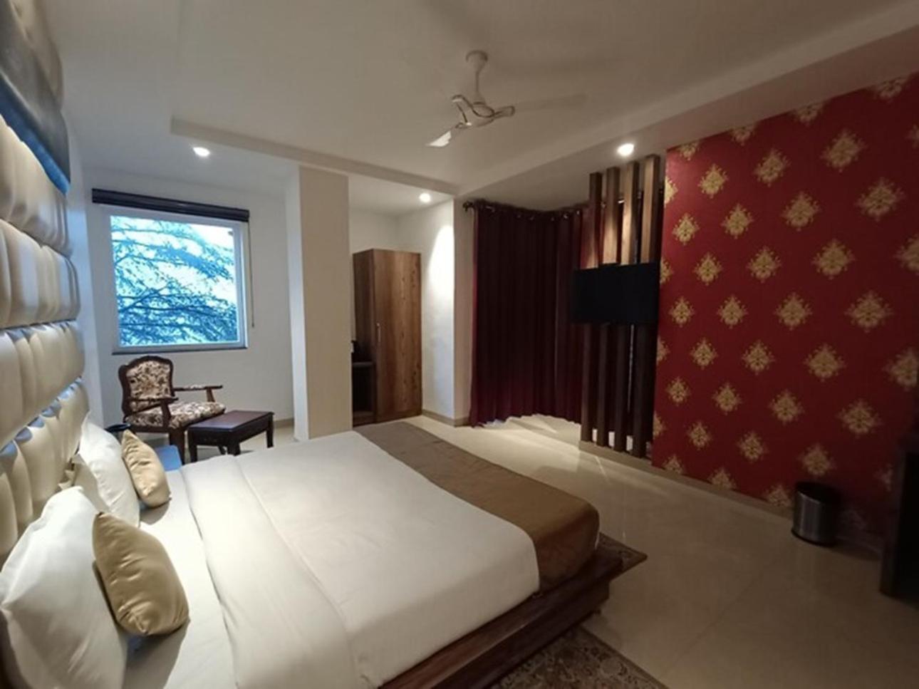 Rr Hotel & Resort Dharamshala Ngoại thất bức ảnh