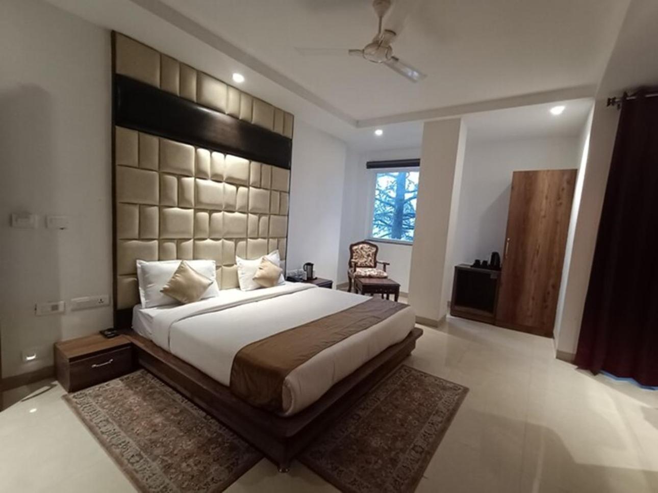 Rr Hotel & Resort Dharamshala Ngoại thất bức ảnh