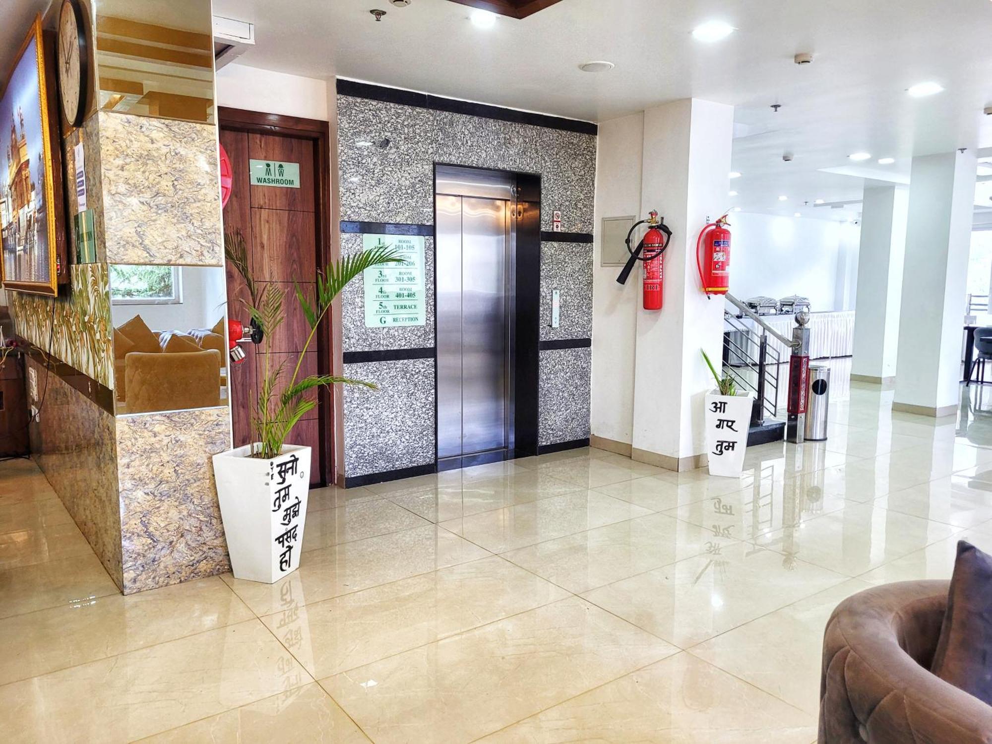 Rr Hotel & Resort Dharamshala Ngoại thất bức ảnh