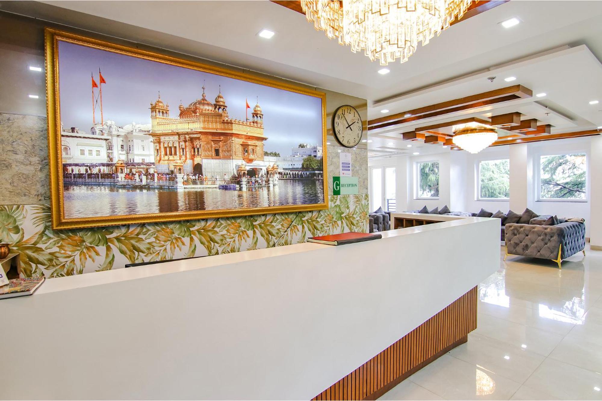 Rr Hotel & Resort Dharamshala Ngoại thất bức ảnh
